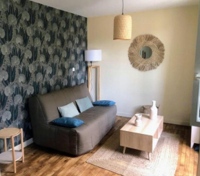 Logement à Brive avec terrasse et climatisation - près de la gare et du centre-ville - Wifi et Stationnement gratuit